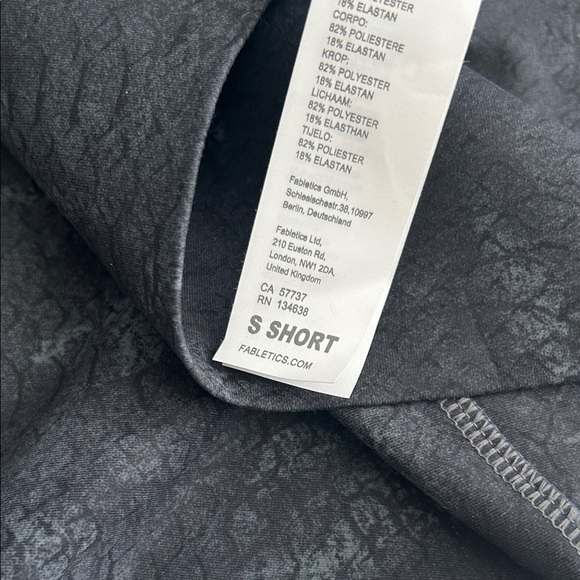 Fabletics Black Patterned Leggings - Picture 5 of 7